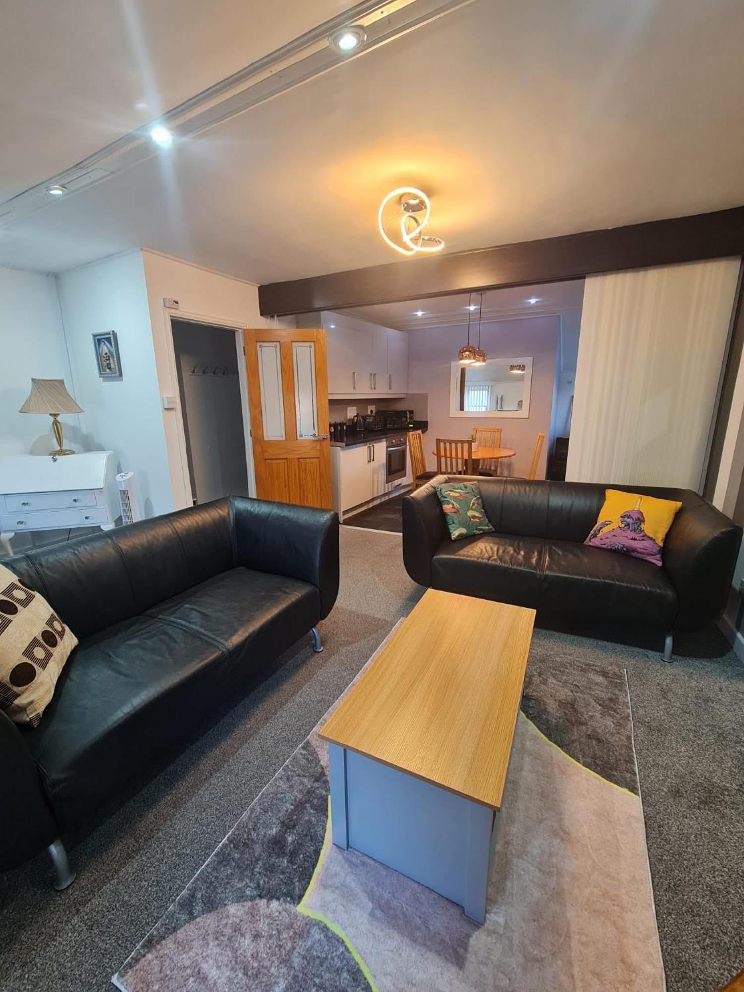 Ulverston Town Centre Flat Exterior photo
